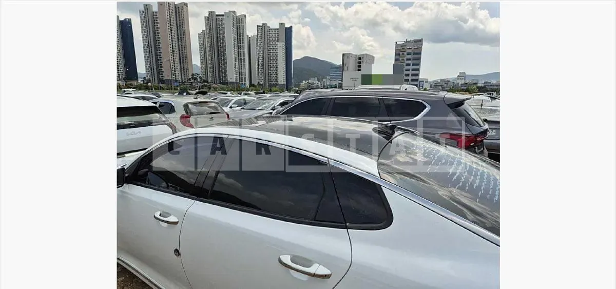 Photo 2 of 41: 2016 Kia K5 2.0 — Korean insurance auction