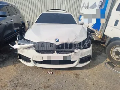 Photo 1 of 4: 2017 BMW 530i xDrive, VIN WBAJD9104HWC09908 — Korean insurance auction