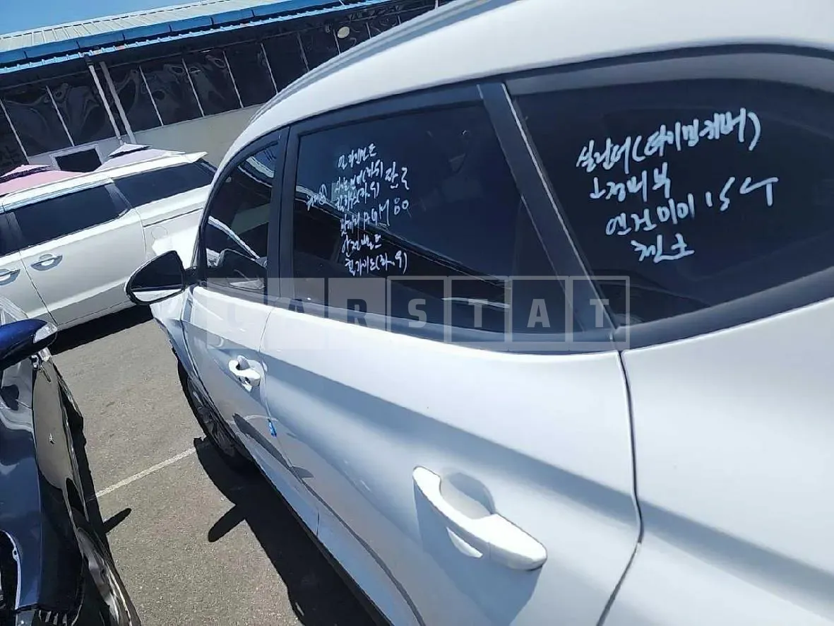 Photo 2 of 28: 2016 Hyundai Tucson — Korean insurance auction