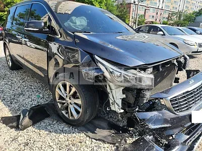 Photo 1 of 38: 2019 Kia Carnival — Korean insurance auction