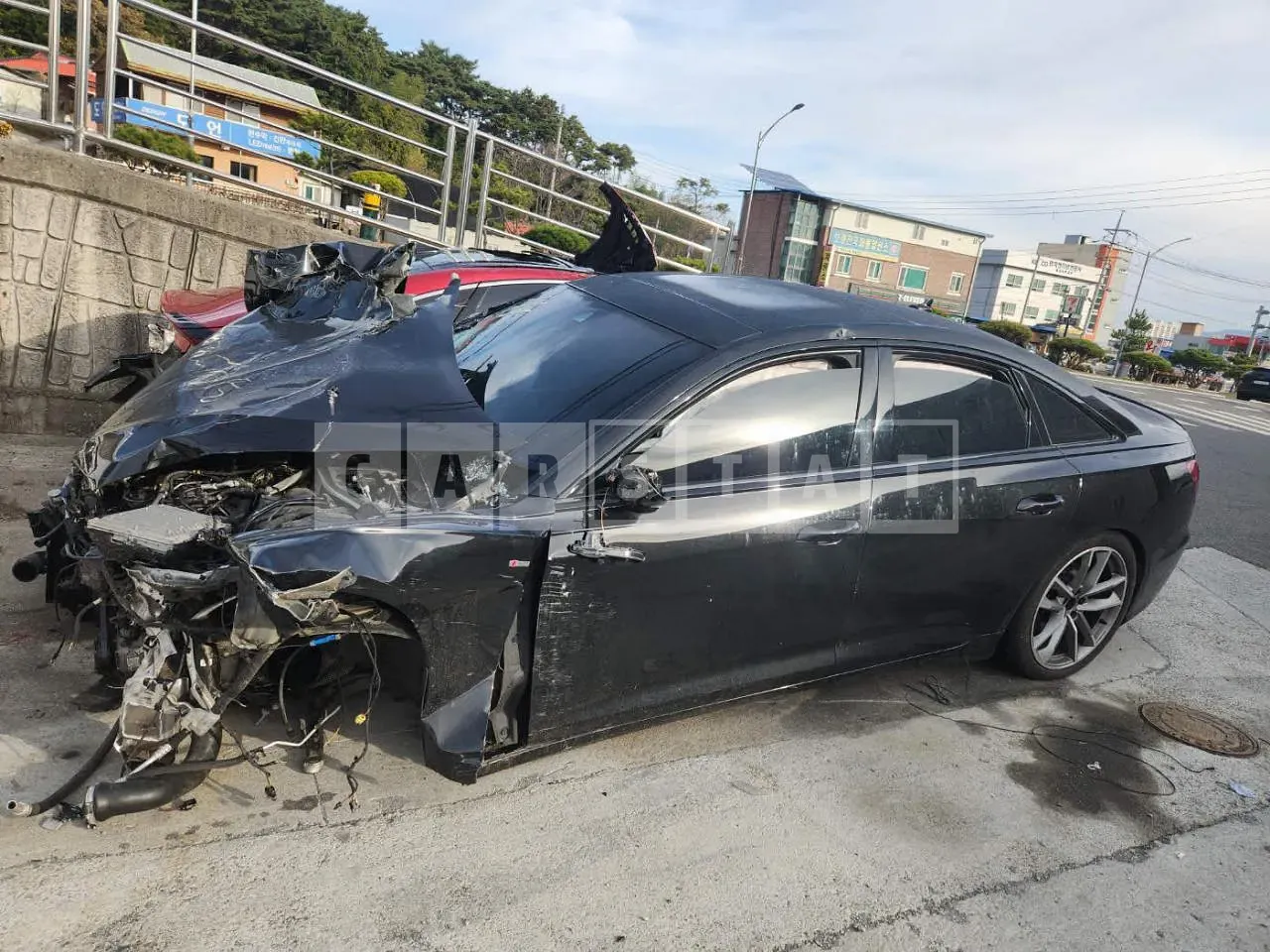 Photo 2 of 17: 2020 Audi A6 50 TDI quattro, VIN WAUZZZF21LN078477 — Korean insurance auction