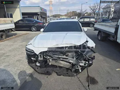 Photo 1 of 22: 2022 Genesis G70, VIN KMTG341ABNU101946 — Korean insurance auction
