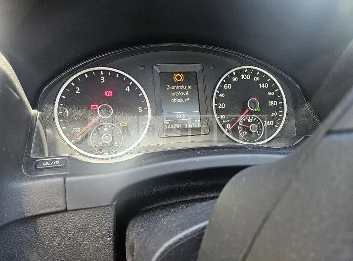 Photo 2 of 27: 2014 Volkswagen Tiguan 2.0 TDI Blue Motion — Korean insurance auction