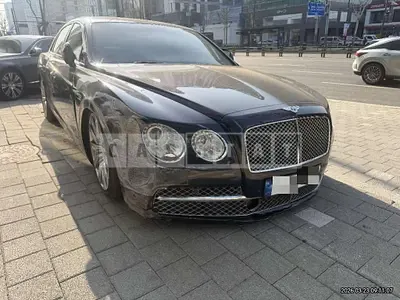 Photo 1 of 13: 2016 Bentley Flying Spur W12 — Korean insurance auction