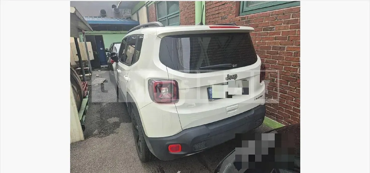 Photo 2 of 23: 2023 Jeep Zip Renegade 1.3 FWD — Korean insurance auction