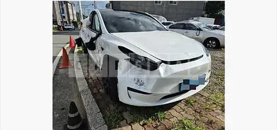 Photo 1 of 42: 2023 Tesla Model Y RWD — Korean insurance auction