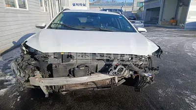 Photo 1 of 43: 2020 Hyundai Kona Electric Car — Korean insurance auction
