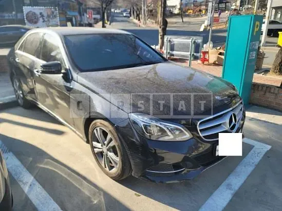 Photo 2 of 8: 2015 Mercedes-Benz E220 CDI — Korean insurance auction
