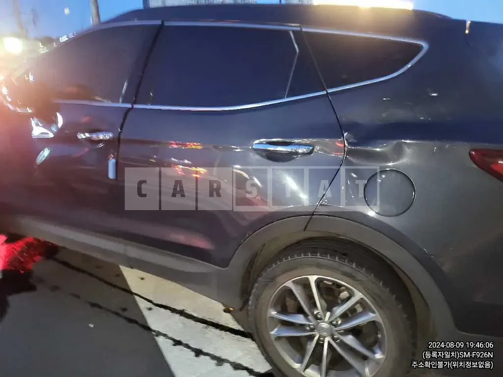 Photo 2 of 10: 2016 Hyundai Santa Fe — Korean insurance auction