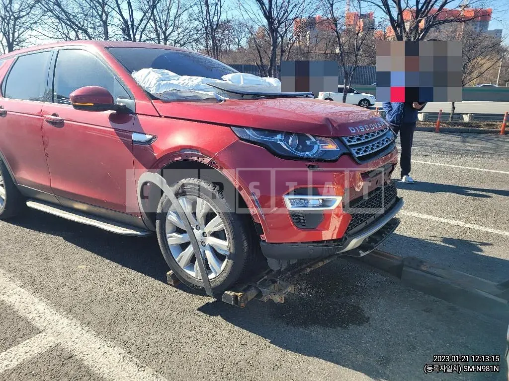 Photo 2 of 6: 2016 Land Rover Discovery Sport 2.0d, VIN SALCA2BN3GH630887 — Korean insurance auction