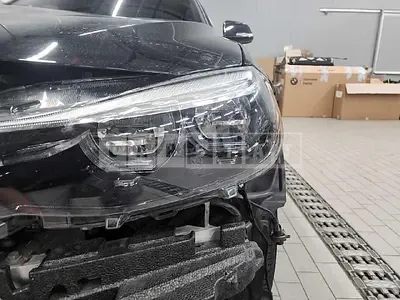 2019 (Parts) BMW 320d headlamp