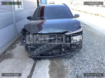 Photo 1 of 31: 2017 Hyundai Kona, VIN KMHK4815GJU030723 — Korean insurance auction