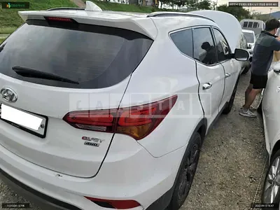 Photo 1 of 6: 2016 Hyundai Santa Fe, VIN KMHSW81XDGU612103 — Korean insurance auction