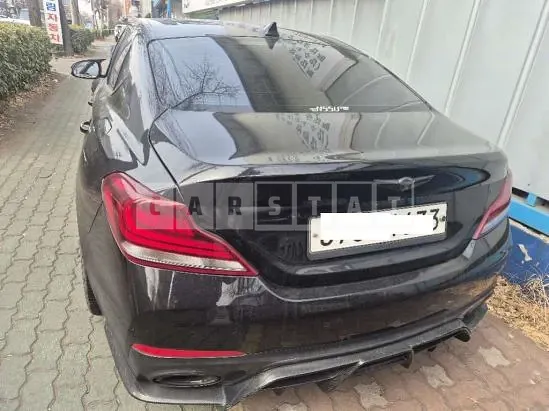 Photo 2 of 20: 2020 Genesis Hyundai G70, VIN KMTG541EBLU060767 — Korean insurance auction