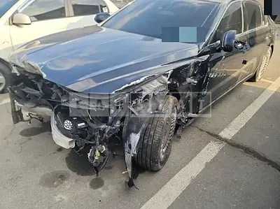 Photo 1 of 26: 2019 Genesis G90 3.. 8 — Korean insurance auction