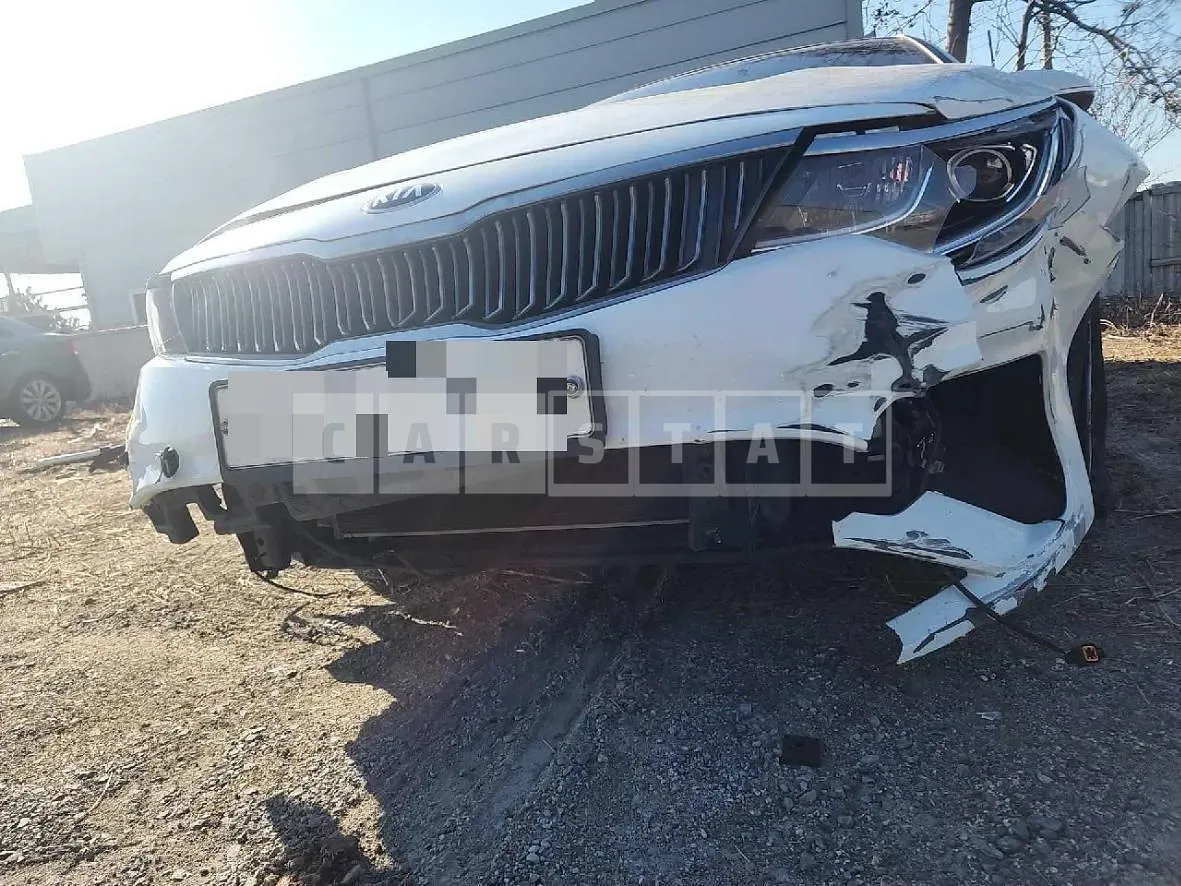 Photo 2 of 37: 2019 Kia K5 LPG, VIN KNAGT416BLA350742 — Korean insurance auction