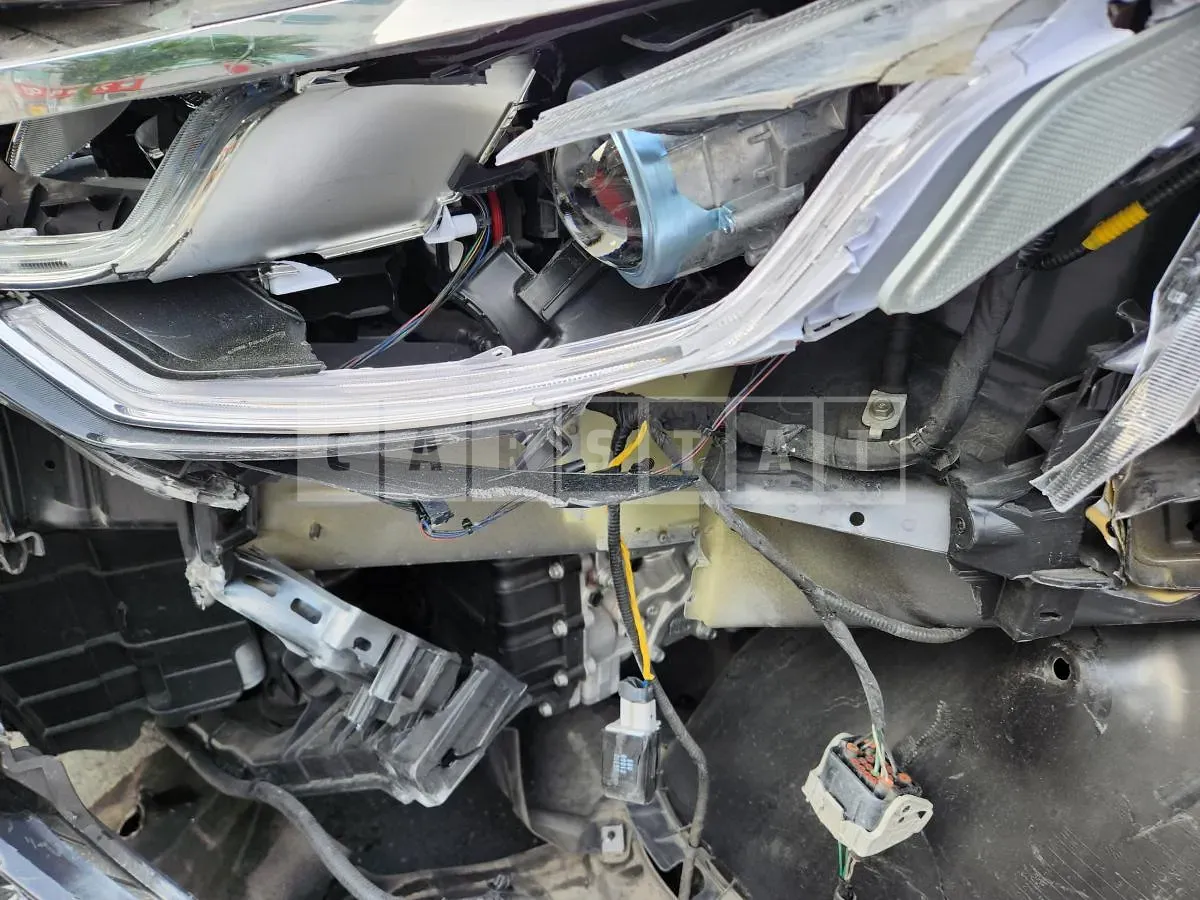 Photo 2 of 7: 2019 Kia K5 — Korean insurance auction