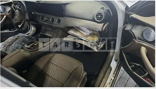Photo 2 of 12: 2019 Mercedes-Benz E300 4Matic — Korean insurance auction