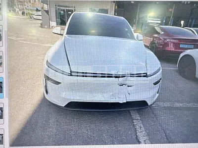 Photo 1 of 24: 2026 Tesla Model Y Premium RWD, VIN LRWYGCFJ4TC551483 — Korean insurance auction