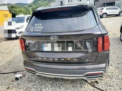 Photo 1 of 16: 2021 Kia Sorento — Korean insurance auction