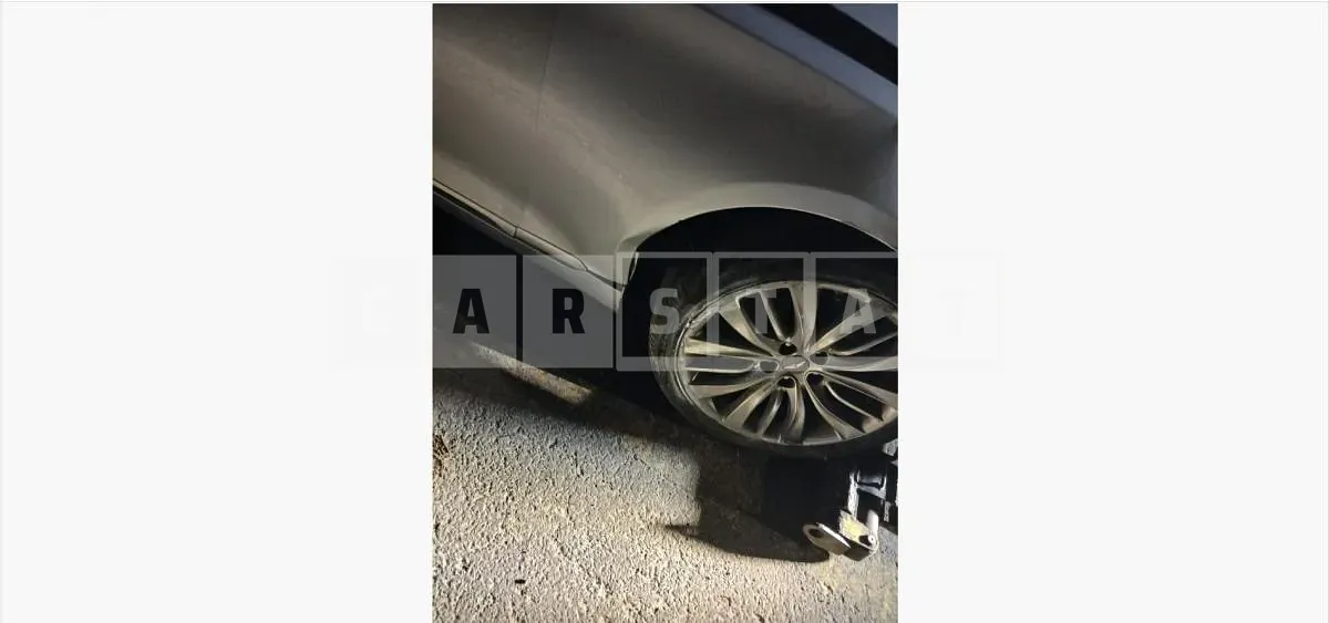 Photo 2 of 3: 2015 Genesis 3.8 — Korean insurance auction