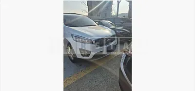 Photo 1 of 10: 2017 Kia Sorento — Korean insurance auction