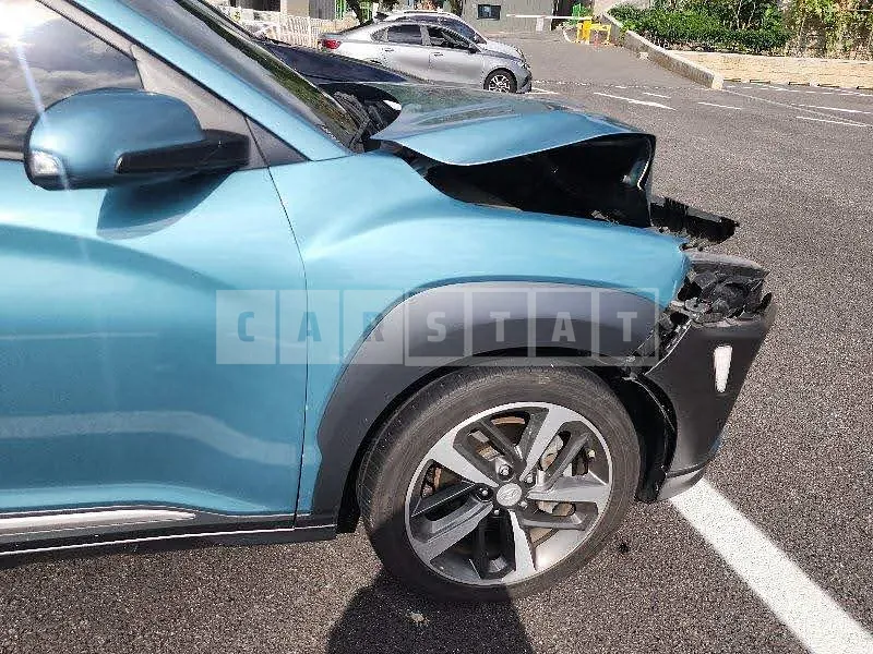 Photo 2 of 34: 2018 Hyundai Kona, VIN KMHK4815GJU042066 — Korean insurance auction