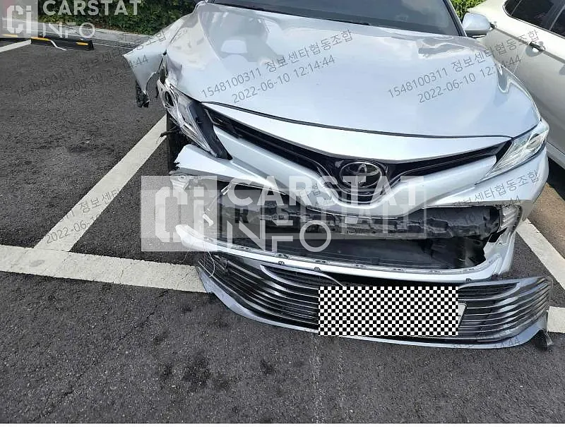 Photo 2 of 23: 2019 Toyota Camry, VIN JTNB11HK8K3095146 — Korean insurance auction