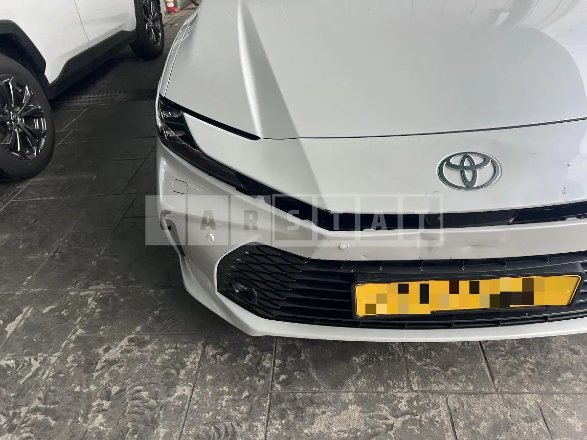 Photo 2 of 17: 2025 Toyota Camry 2.5 Hybrid — Korean insurance auction