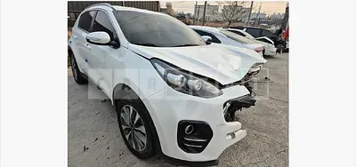 Photo 1 of 17: 2018 Kia Sportage — Korean insurance auction
