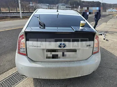 Photo 1 of 10: 2015 Toyota Prius Hybrid — Korean insurance auction