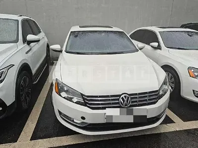 Photo 1 of 18: 2015 Volkswagen Passat 2.0 TDI — Korean insurance auction