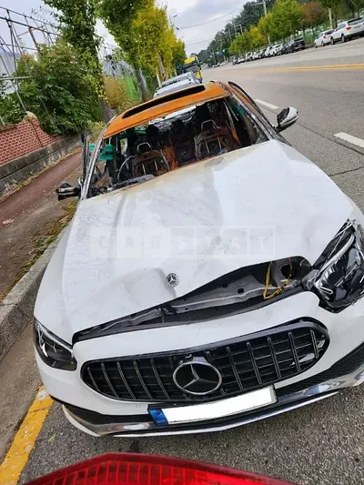 Photo 1 of 5: 2021 Mercedes-Benz E250, VIN W1KZF4FB3MA967729 — Korean insurance auction