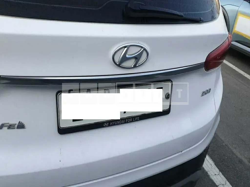 Photo 2 of 8: 2019 Hyundai Santa Fe, VIN KMHS281BBKU113319 — Korean insurance auction