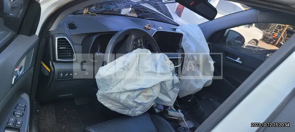Photo 2 of 13: 2019 Hyundai Tucson TL 2.0, VIN KMHJ381ABKU114670 — Korean insurance auction