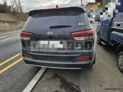 Photo 1 of 12: 2015 Kia Sorento 4WD — Korean insurance auction