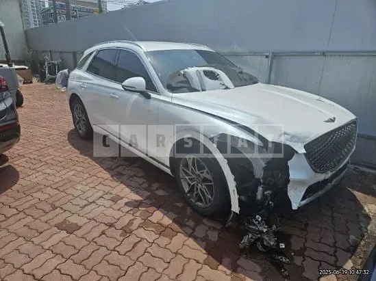 Photo 2 of 46: 2023 Genesis Hyundai GV70 — Korean insurance auction