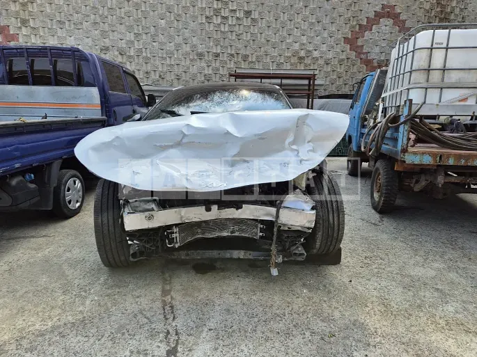 Photo 2 of 12: 2021 Kia EV6 — Korean insurance auction