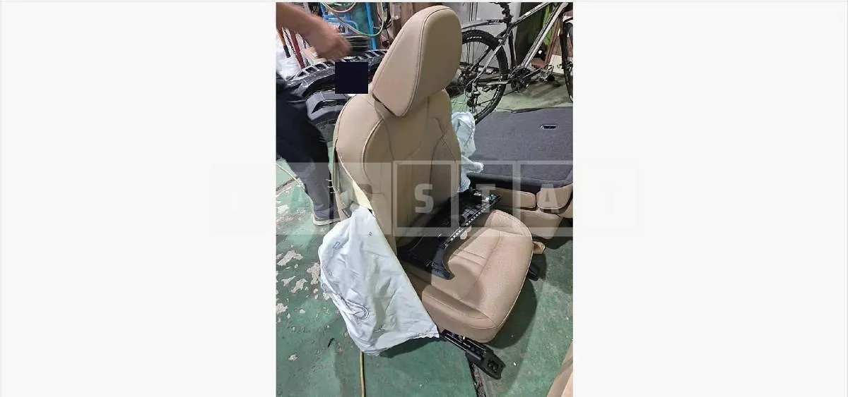 Photo 2 of 3: 2024 Kia (parts) Sorento Seat — Korean insurance auction