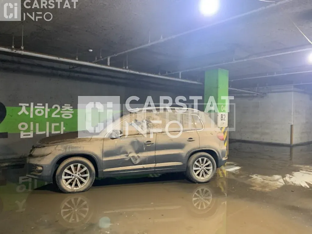Photo 2 of 3: 2014 Volkswagen Subject Bagen Tiguan 2.0 TDI Blue Motion — Korean insurance auction