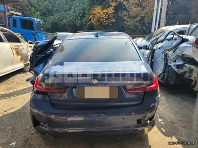 Photo 1 of 46: 2020 BMW 320d — Korean insurance auction