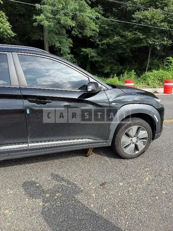 Photo 2 of 11: 2018 Hyundai Kona Electric Car — Korean insurance auction