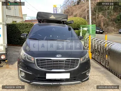 Photo 1 of 12: 2017 Kia Carnival, VIN KNAMB81ABHS301776 — Korean insurance auction