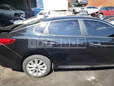 Photo 1 of 15: 2016 Kia K5, VIN KNAGX411BGA088984 — Korean insurance auction