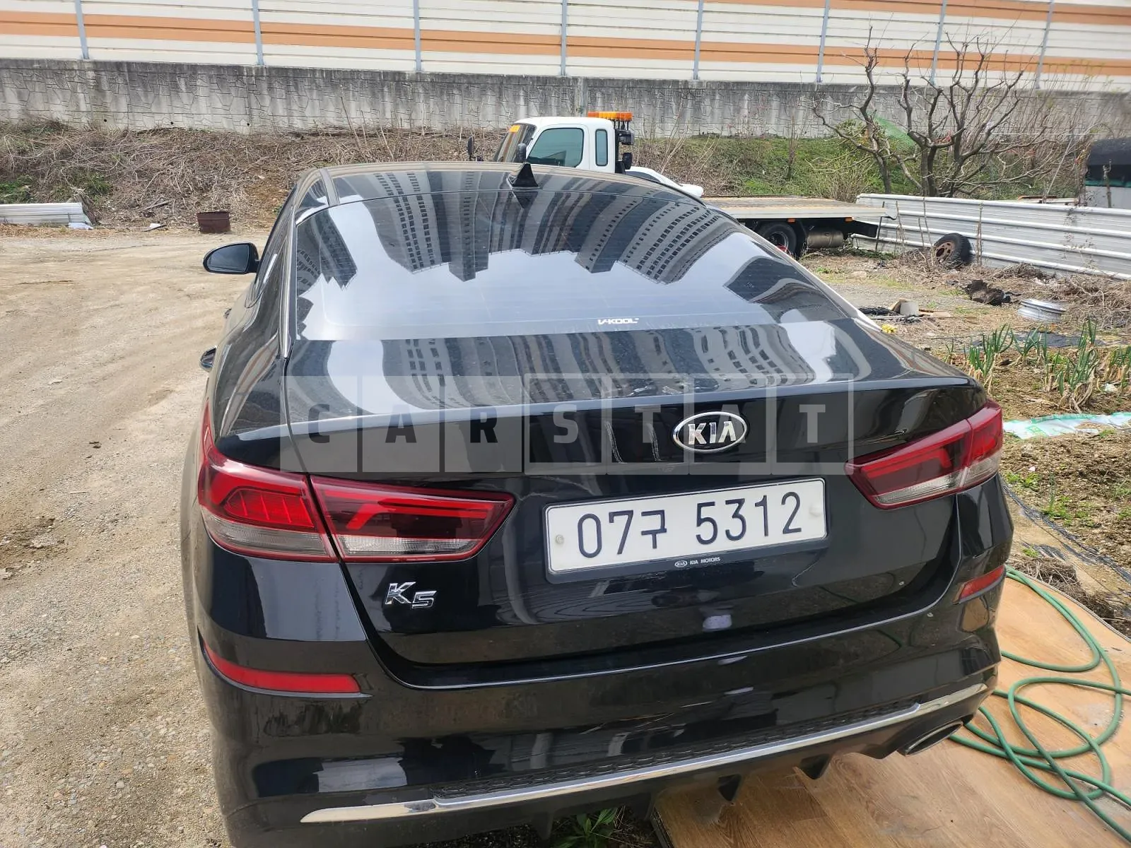 Photo 2 of 7: 2019 Kia K5 2.0 — Korean insurance auction