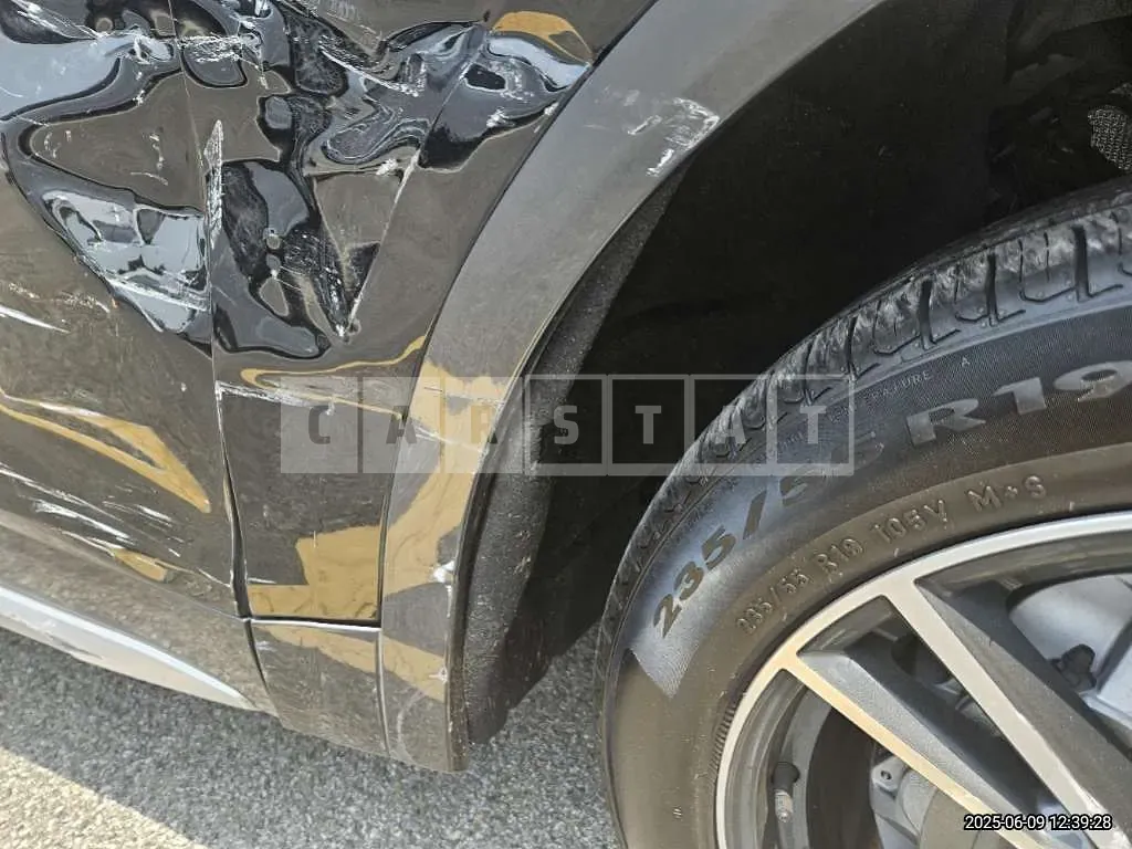 Photo 2 of 15: 2021 Audi Q5 45 TFSI quattro — Korean insurance auction
