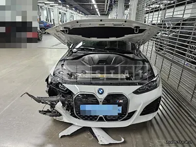 Photo 1 of 23: 2022 BMW i4 eDrive40 — Korean insurance auction