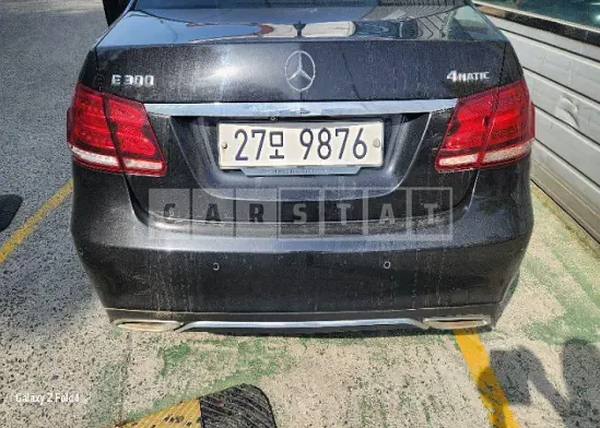 Photo 2 of 19: 2016 Mercedes-Benz E300 4Matic — Korean insurance auction