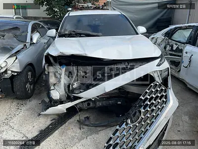 Photo 1 of 17: 2021 Hyundai Santa Fe, VIN KMHS281LGMU360620 — Korean insurance auction