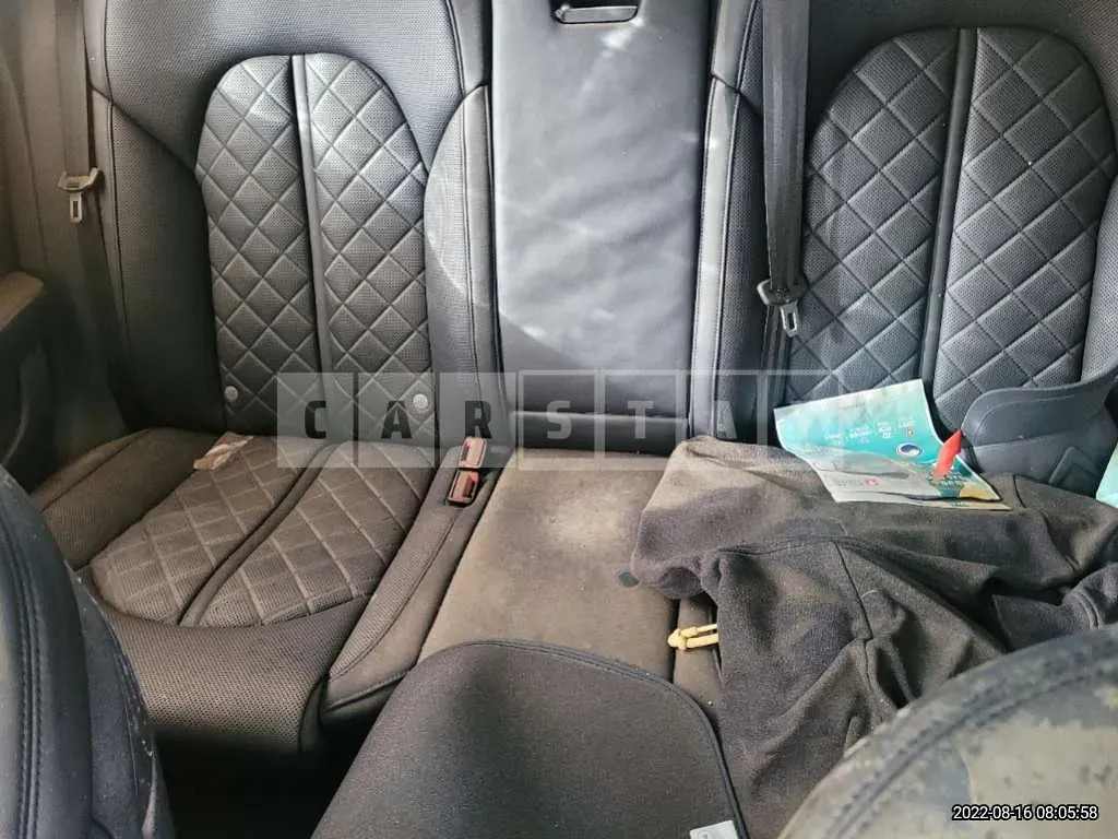 Photo 2 of 23: 2016 Audi A8 50 TDI quattro, VIN WAUZZZ4H4GN004600 — Korean insurance auction